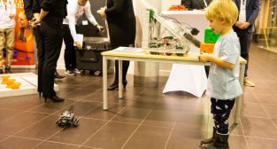 Roboty w Poznaniu (1) Foto: Europejski Tydzień Robotyki - materiały prasowe